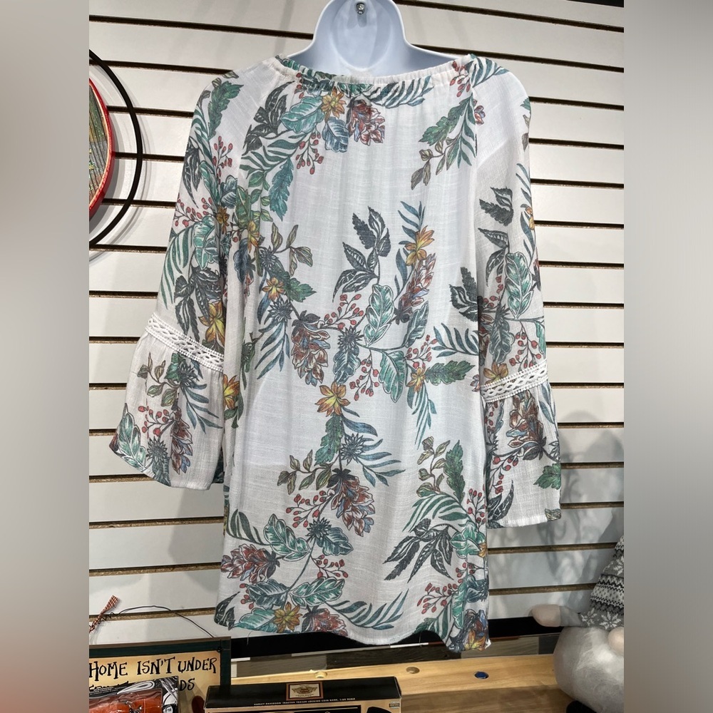Zac & Rachel floral blouse size large - Picture 5 of 8